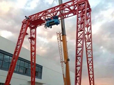 河北單梁橋式起重機(jī)與門(mén)式起重機(jī)的特點(diǎn)及應(yīng)用